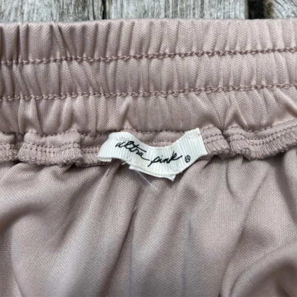 Ultra Pink ⎮ Embroidered midi skirt - Picture 7 of 7